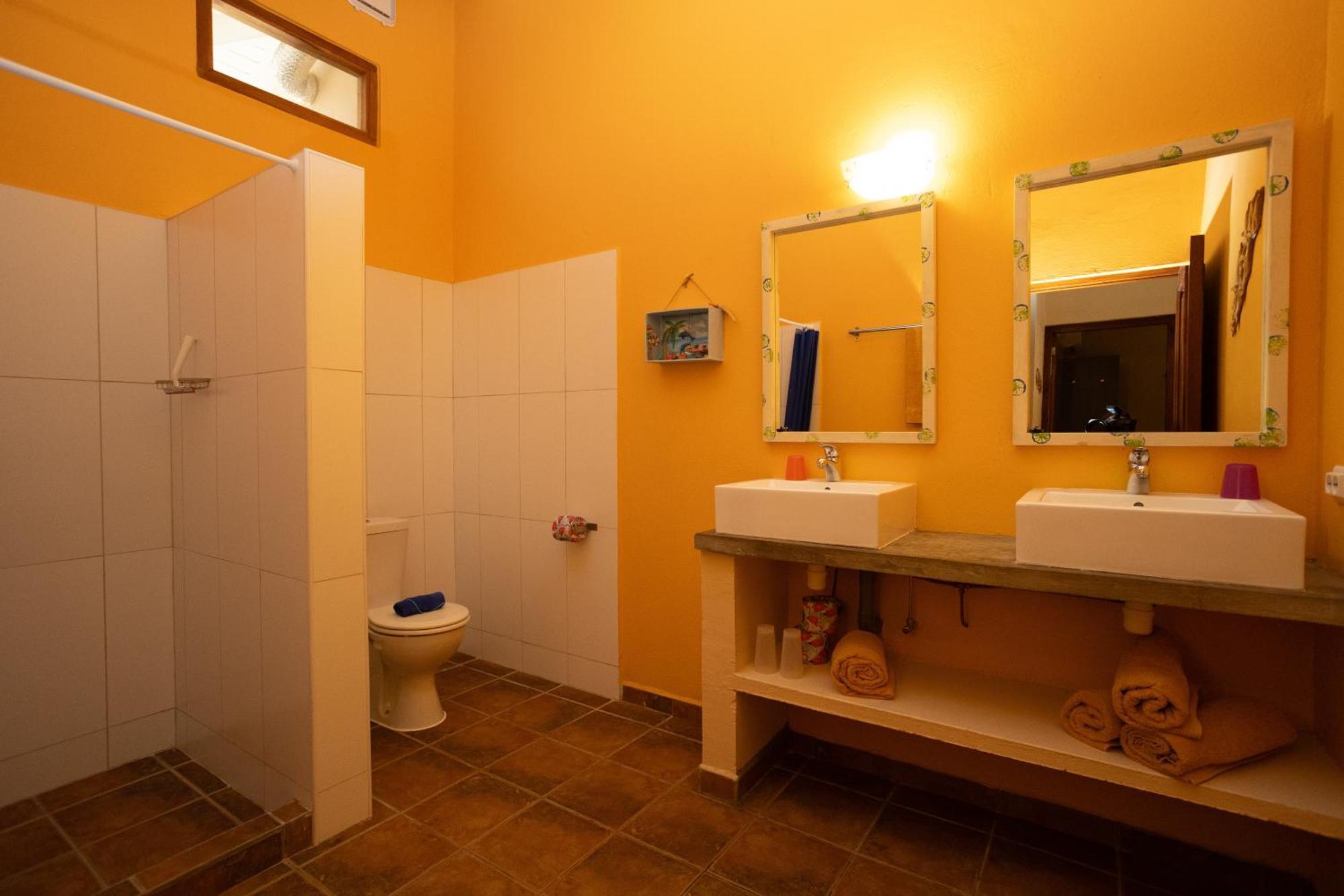 Apartament Djambo (Adults Only) Kralendijk na wyspie Bonaire Zewnętrze zdjęcie