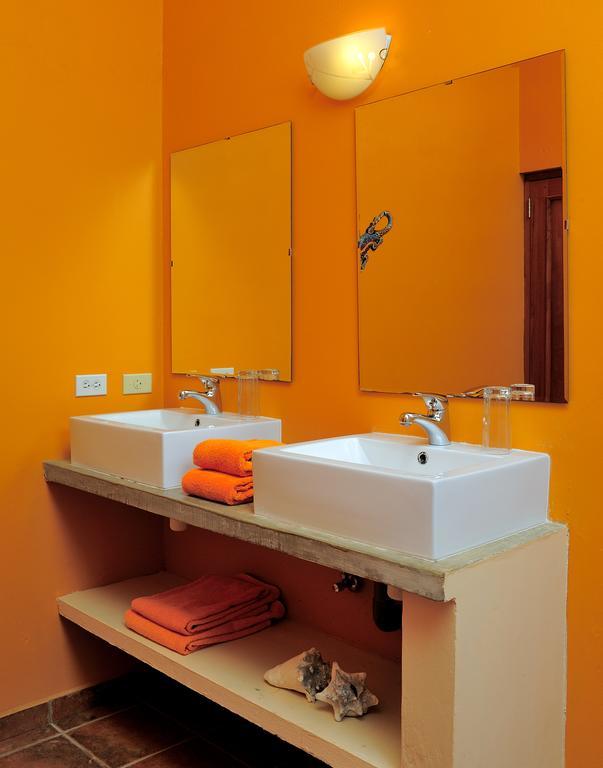 Apartament Djambo (Adults Only) Kralendijk na wyspie Bonaire Pokój zdjęcie